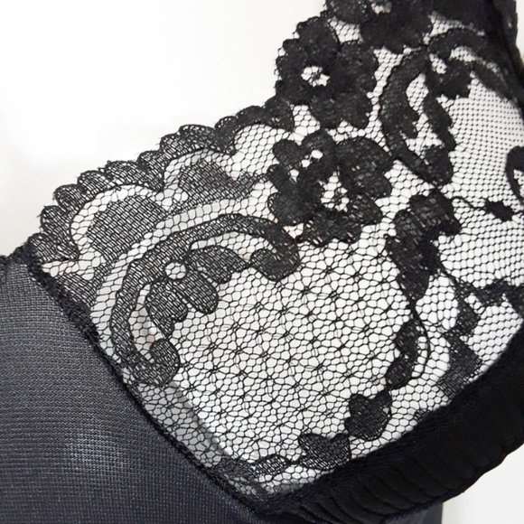 Lace Pleated Trim Solid Black Chantilly Slip M - Picture 4 of 10